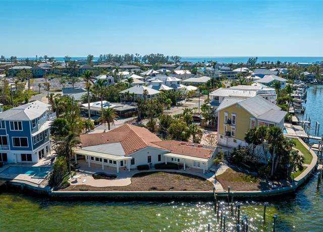 Property at 236 S Harbor Dr, Holmes Beach, FL 34217, 3 beds, 3.5 baths