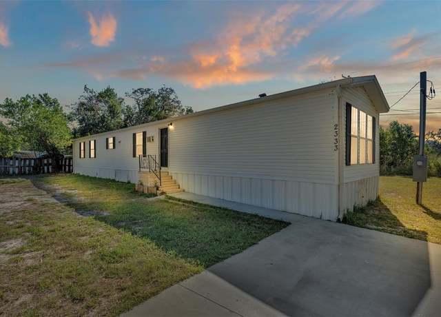 Property at 2333 King Ave, Auburndale, FL 33823, 3 beds, 2 baths