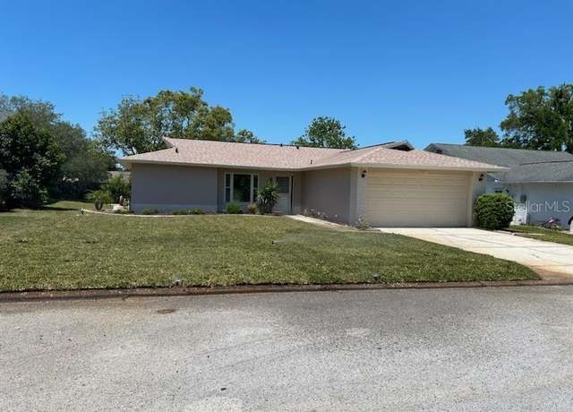Property at 10911 Hachita Dr, Port Richey, FL 34668, 2 beds, 2 baths