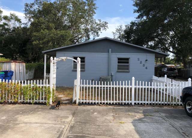 Property at 2254 19th Ave SW, Largo, FL 33774, 4 beds, 2 baths