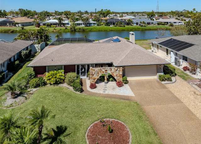 Property at 1229 Waterside Ln, Venice, FL 34285, 2 beds, 2 baths