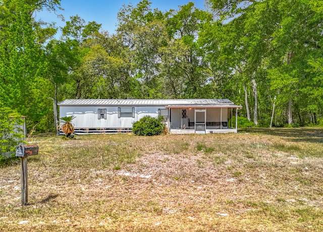 Property at 47611 Hibiscus Rd, Altoona, FL 32702, 2 beds, 2 baths
