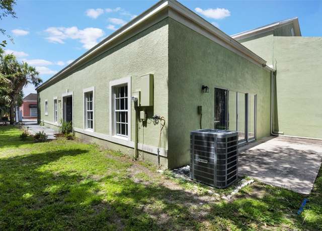 Property at 1065 Universal Rest Pl, Kissimmee, FL 34744, 3 beds, 2 baths