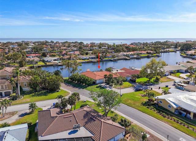 Property at 1998 Massachusetts Ave NE, St Petersburg, FL 33703, 4 beds, 2 baths