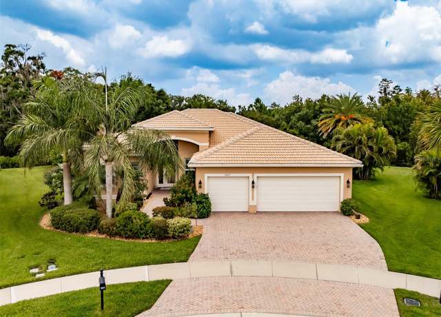 Property at 16213 Diamond Bay Dr, Wimauma, FL 33598, 3 beds, 2.5 baths