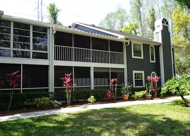 Property at 2101 Fox Chase Blvd #102, Palm Harbor, FL 34683, 3 beds, 2 baths
