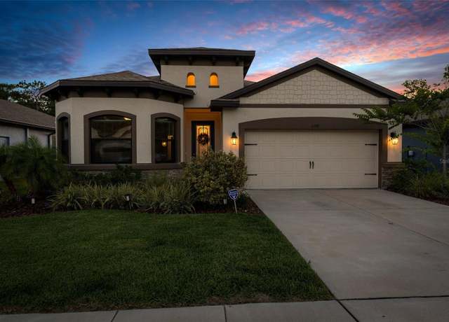 Property at 11597 Weaver Hollow Rd, New Port Richey, FL 34654, 4 beds, 3 baths