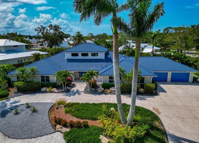 Property at 4307 Camino Real, Sarasota, FL 34231, 4 beds, 2.5 baths