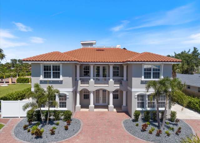 Property at 2322 Bayshore Rd, Nokomis, FL 34275, 4 beds, 3.5 baths