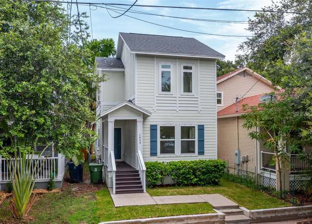 Property at 1933 W Chestnut St, Tampa, FL 33607, 3 beds, 2.5 baths