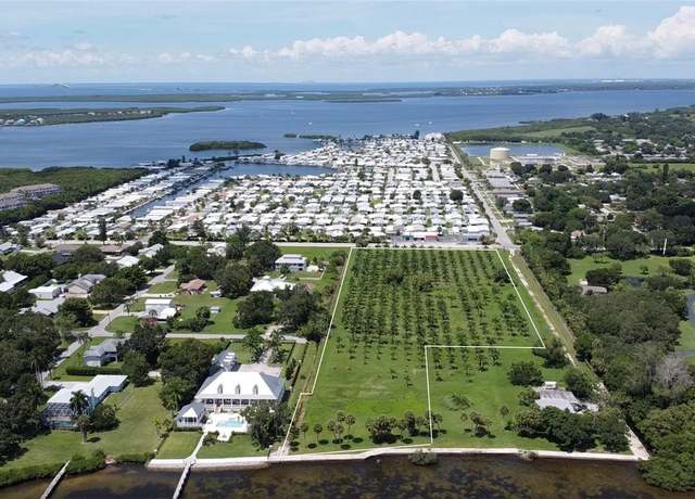 Property at 2805 10th St W, Palmetto, FL 34221