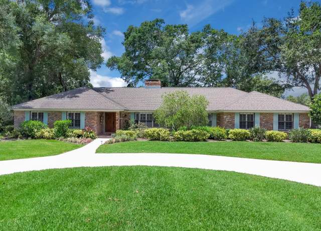 Property at 202 Riverview Dr, Longwood, FL 32779, 5 beds, 3 baths