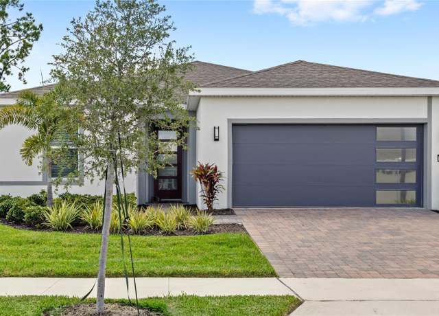 Property at 13732 Fresh Ivy St, Winter Garden, FL 34787, 2 beds, 2 baths