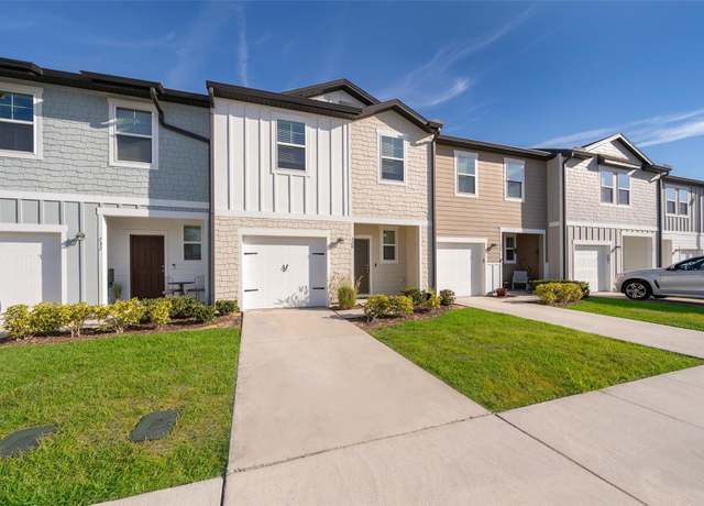 Property at 728 Madison Dr, Davenport, FL 33837, 3 beds, 2.5 baths