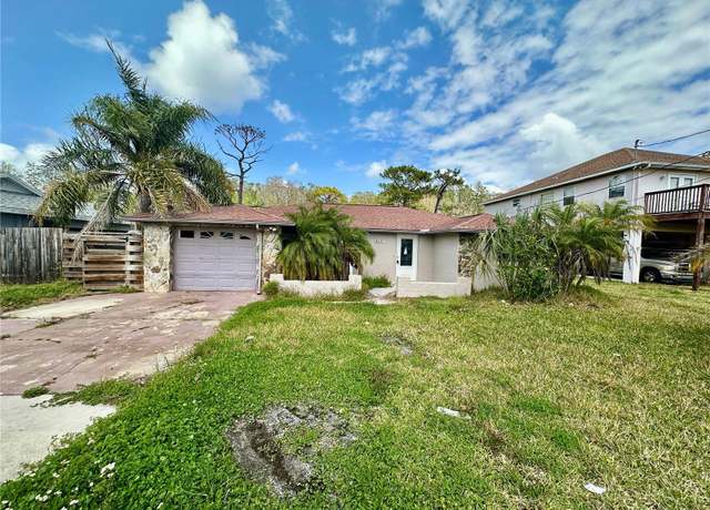 Property at 8537 Horizon Ln, Hudson, FL 34667, 2 beds, 2 baths