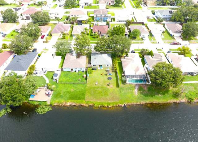 Property at 1423 Birchstone Ave, Brandon, FL 33511, 3 beds, 2 baths