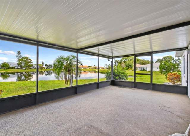 Property at 912 E Del Webb Blvd, Sun City Center, FL 33573, 2 beds, 2 baths