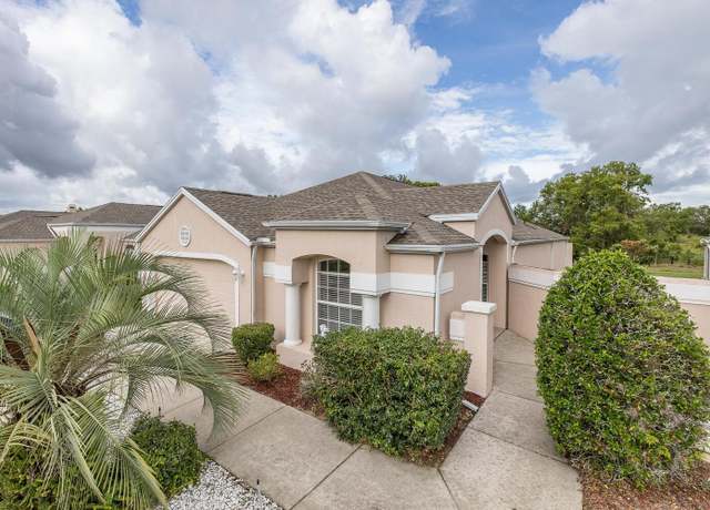 Property at 401 Royal Palm Way, Spring Hill, FL 34608, 3 beds, 2 baths