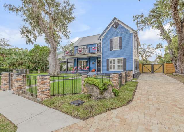 Property at 532 Faulkner St, New Smyrna Beach, FL 32168, 4 beds, 3.5 baths