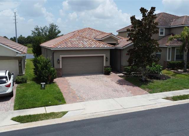 Property at 2016 Lakeside Ave, Davenport, FL 33837, 4 beds, 3 baths