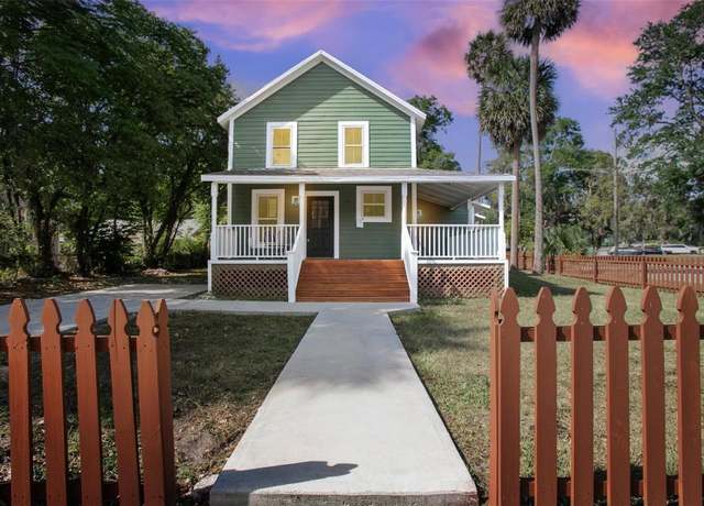 Property at 415 W Church St, Deland, FL 32720, 4 beds, 3 baths