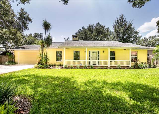 Property at 2117 Suzanne Dr, Mount Dora, FL 32757, 3 beds, 2 baths