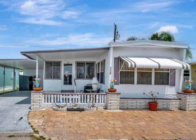 Property at 238 Palm Ln, Palmetto, FL 34221, 2 beds, 2 baths