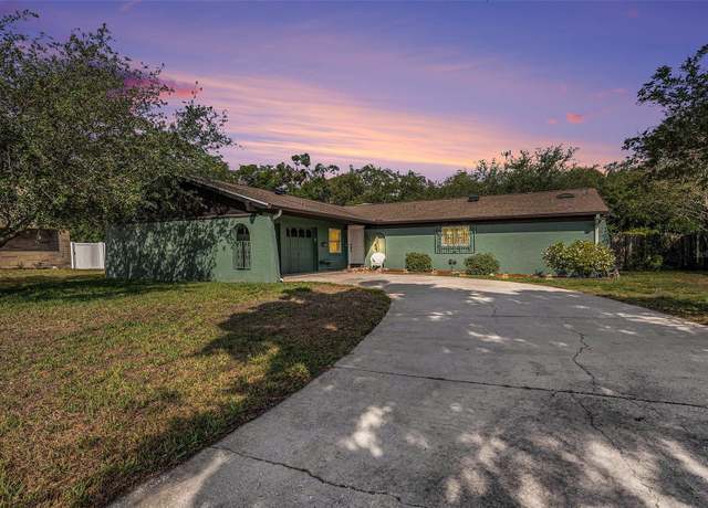 Property at 8517 Woodwick Ct, Tampa, FL 33615, 4 beds, 2 baths