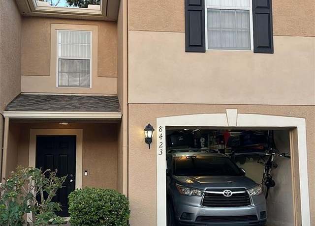 Property at 8423 Edgewater Place Blvd, Tampa, FL 33615, 3 beds, 2.5 baths
