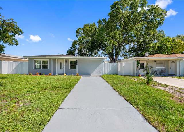 Property at 4217 W Laurel St, Tampa, FL 33607, 4 beds, 2 baths