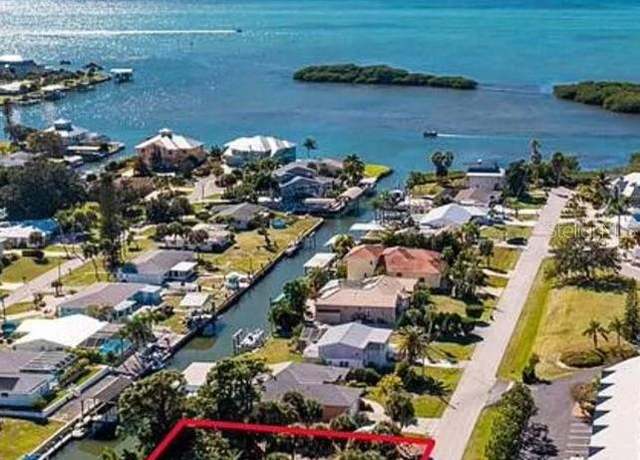 Property at 1961 Oregon Trl, Englewood, FL 34224