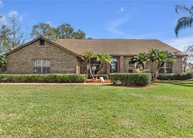 Property at 2825 Lake Tohopekaliga Blvd, Kissimmee, FL 34746, 3 beds, 3 baths