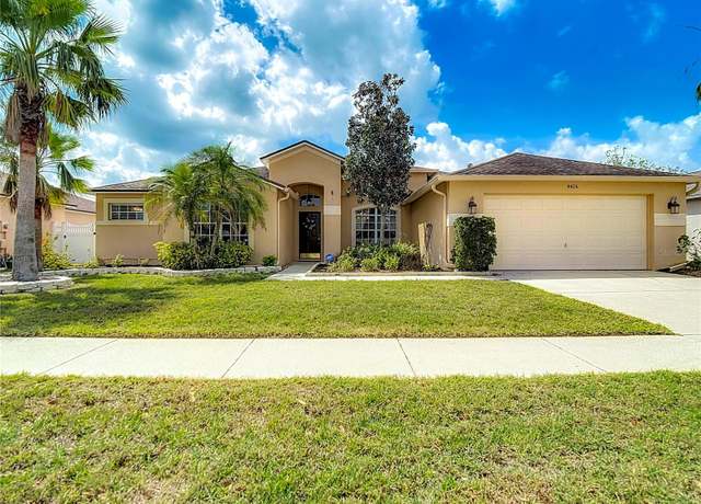 Property at 4426 Brandon Ridge Dr, Valrico, FL 33594, 3 beds, 2 baths