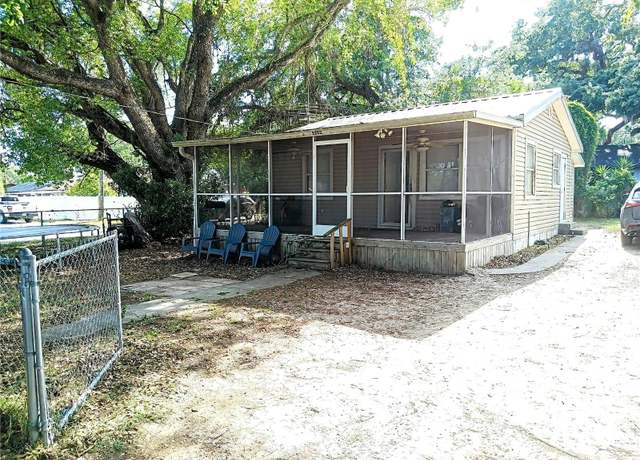 Property at 5202 Lime Ave, Seffner, FL 33584, 2 beds, 1 bath