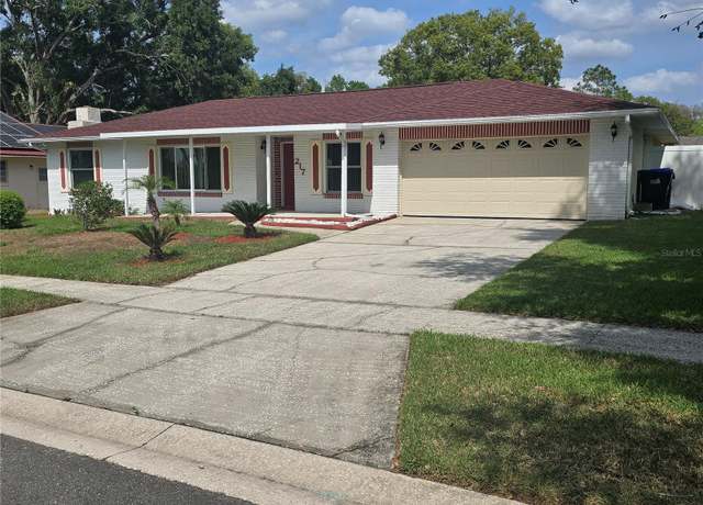 Property at 217 Longleaf Ct, Orlando, FL 32835, 3 beds, 2 baths