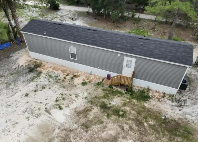 Property at 13234 NE 44th Pl, Silver Springs, FL 34488, 2 beds, 2 baths