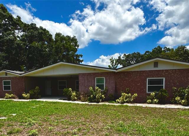 Property at 3419 Pearson Rd, Valrico, FL 33596, 4 beds, 3 baths
