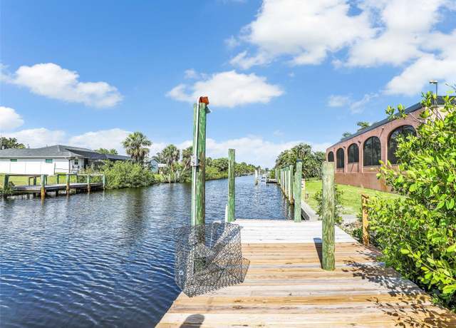 Property at 18702 Van Nuys Cir, Port Charlotte, FL 33948, 3 beds, 2 baths