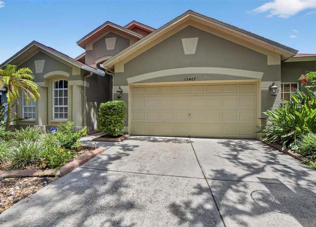 Property at 15467 Martinmeadow Dr, Lithia, FL 33547, 4 beds, 2 baths