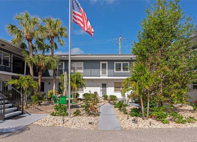Property at 236 Harbor Dr S #205, Venice, FL 34285, 2 beds, 1 bath