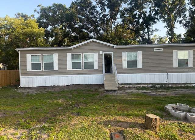 Property at 1940 Josephine St, Lakeland, FL 33815, 4 beds, 2.5 baths