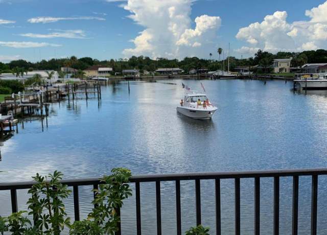 Property at 3753 46th Ave S #7, St Petersburg, FL 33711, 1 bed, 1 bath
