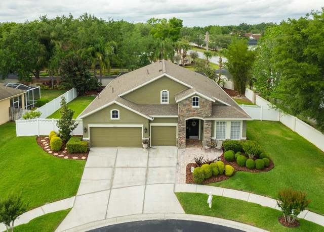 Property at 30623 Bittsbury Ct, Wesley Chapel, FL 33543, 4 beds, 2.5 baths