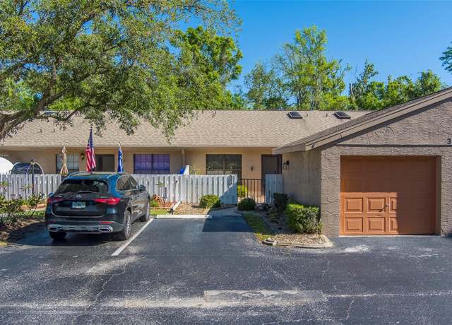 Property at 3135 Charter Club Dr Unit G, Tarpon Springs, FL 34688, 2 beds, 2 baths