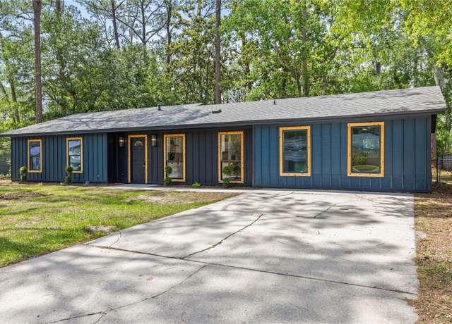 Property at 2448 NW 54th Blvd, Gainesville, FL 32653, 3 beds, 2 baths