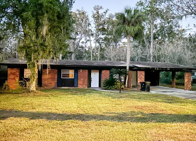 Property at 3550 NW 35th Pl, Gainesville, FL 32605, 3 beds, 2 baths