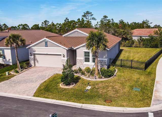 Property at 600 Nasturtium Ct, Nokomis, FL 34275, 4 beds, 3 baths