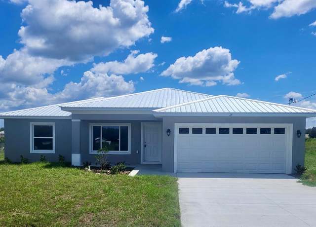 Property at 24 Poplar Run, Ocala, FL 34472, 3 beds, 2 baths