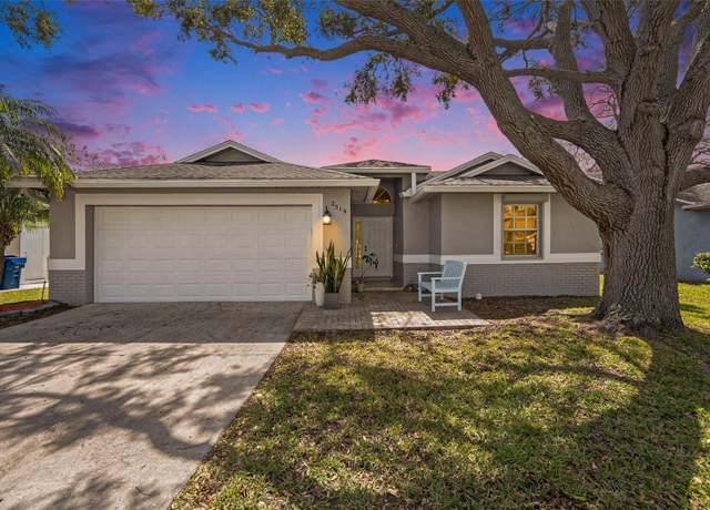 Property at 2519 Southern Oak Cir, Clearwater, FL 33764, 3 beds, 3 baths