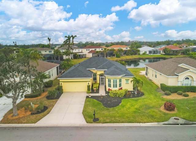 Property at 5703 52nd Ave W, Bradenton, FL 34210, 3 beds, 2 baths